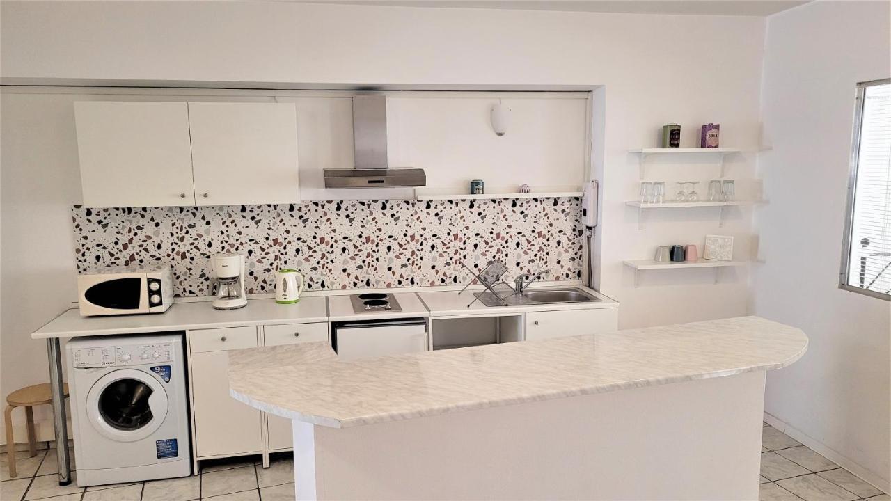Driopon Apartment - Penthouse Атина Екстериор снимка